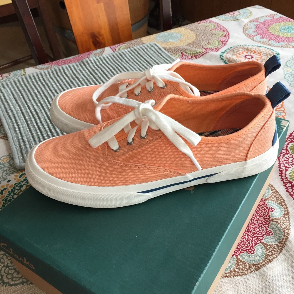 Sperry Women’s Canvas Sneakers